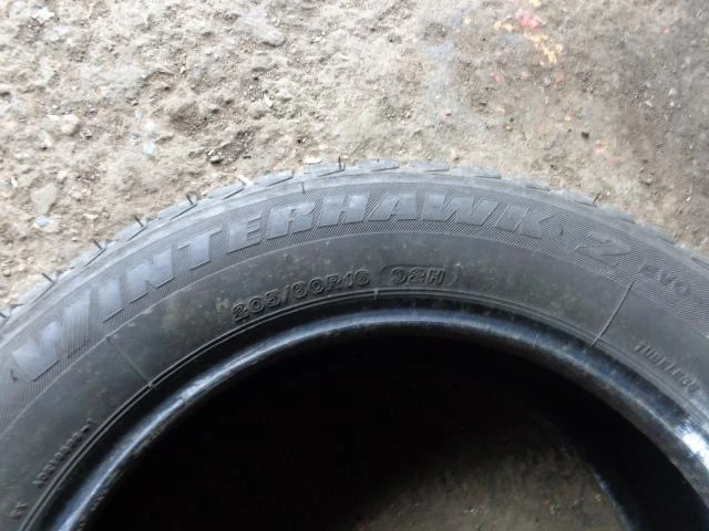 Гуми Зимни 205/60R16, снимка 7 - Гуми и джанти - 20313364