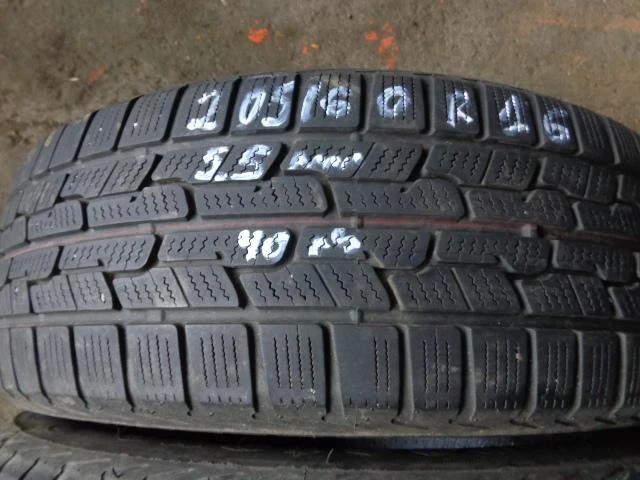 Гуми Зимни 205/60R16, снимка 9 - Гуми и джанти - 20313364