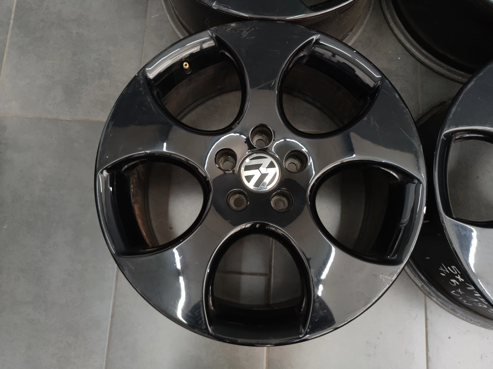   VW Golf | Mobile.bg   7