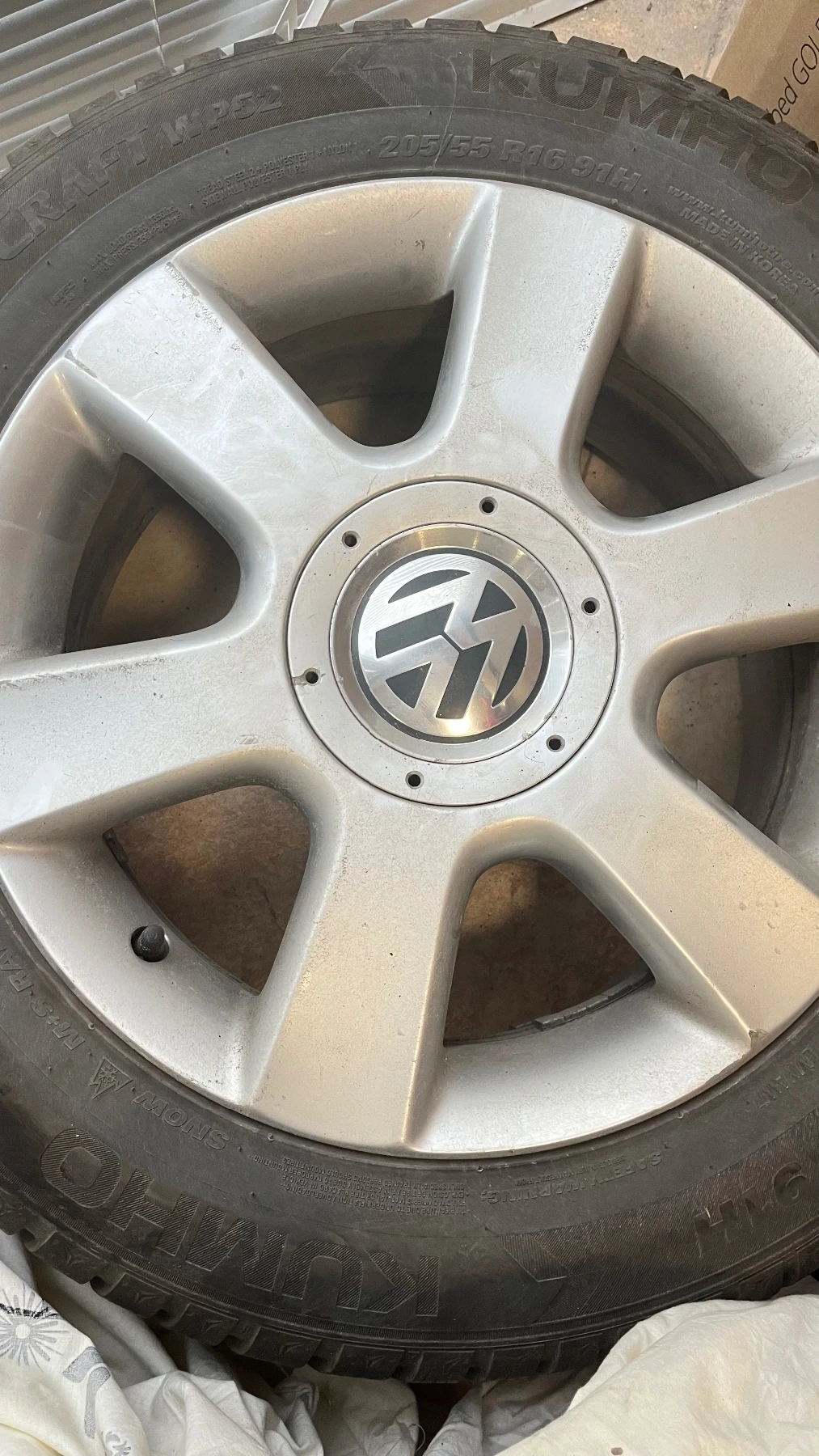    205/55R16  VW Golf | Mobile.bg   5