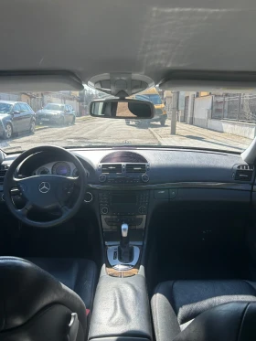 Mercedes-Benz E 320, снимка 9