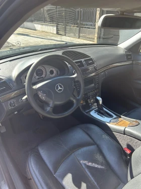 Mercedes-Benz E 320, снимка 8
