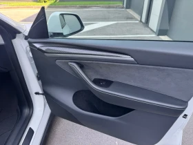 Tesla Model Y Гаранция-Европейска-Лонг Рейндж-4х4-Карбон, снимка 13