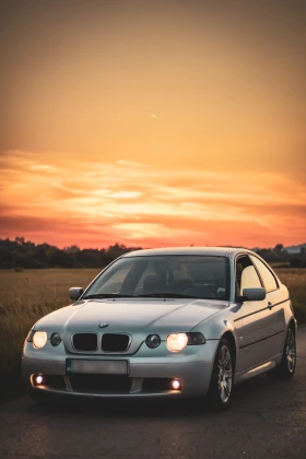 BMW 318, снимка 2