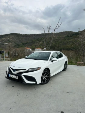 Обява за продажба на Toyota Camry ~50 000 лв. - изображение 1