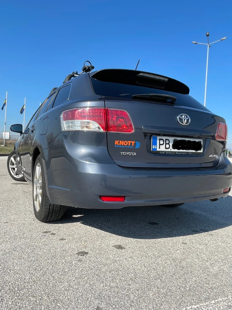 Toyota Avensis 2.2D-4D DCAT, снимка 17 - Автомобили и джипове - 46984420