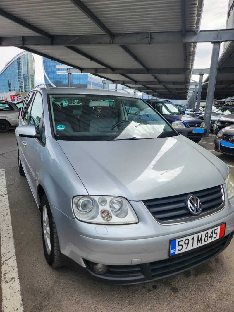 VW Touran, снимка 1 - Автомобили и джипове - 49188910