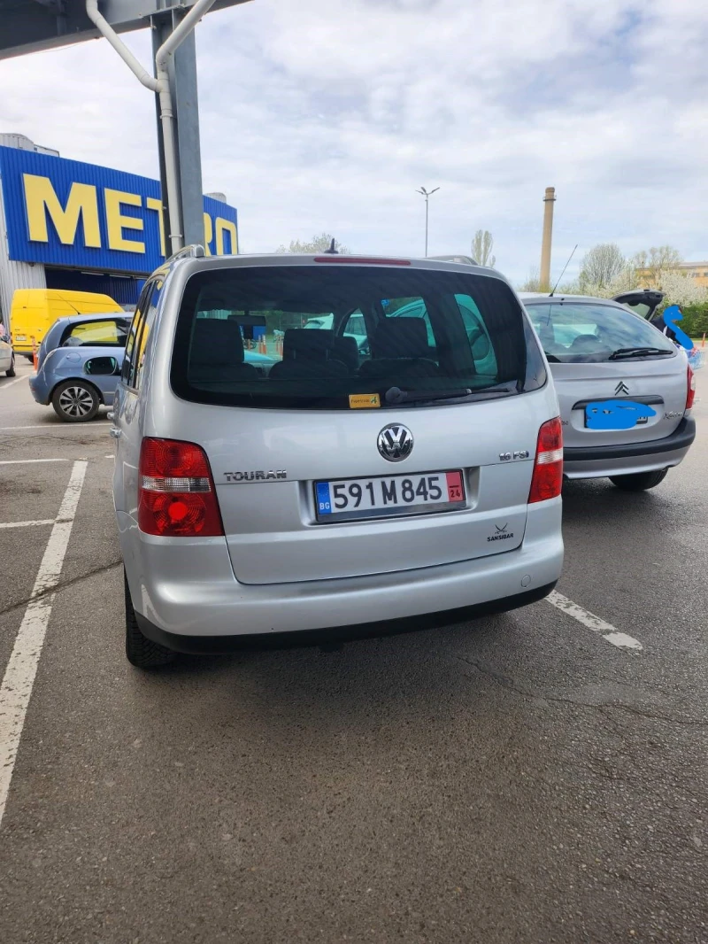 VW Touran, снимка 2 - Автомобили и джипове - 49188910