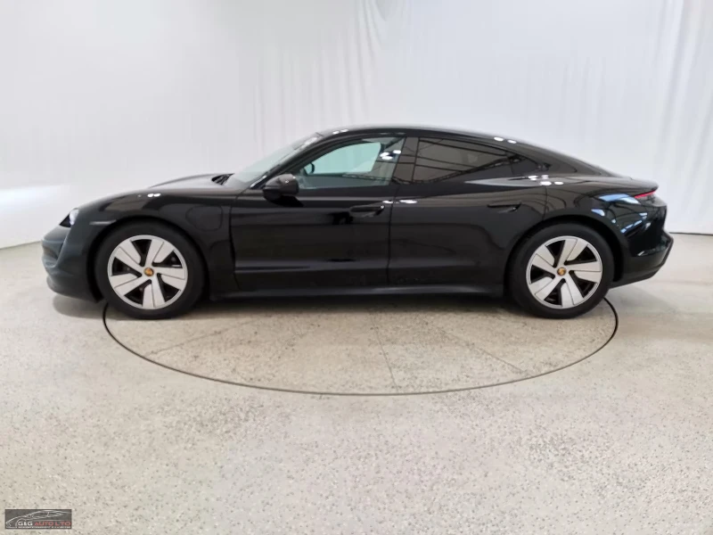 Porsche Taycan 408HP/NAVI/SOUND/PANO/CAM/AMBI/KLESS/681vpr, снимка 3 - Автомобили и джипове - 51050463