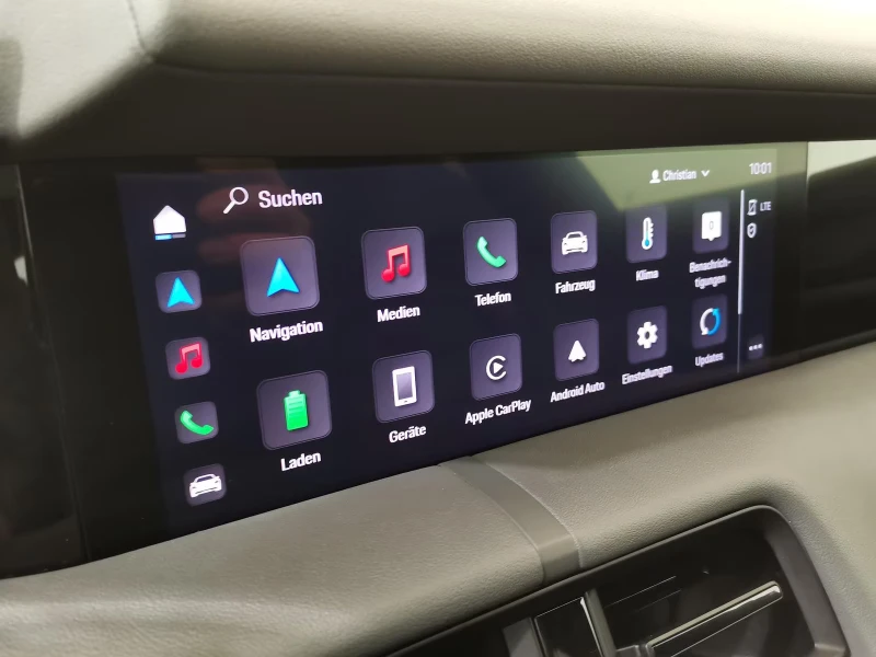 Porsche Taycan 408HP/NAVI/SOUND/PANO/CAM/AMBI/KLESS/681vpr, снимка 15 - Автомобили и джипове - 51050463