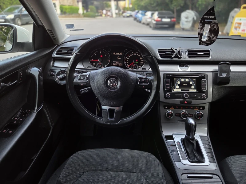 VW Passat 2.0TDI highline B7 автомат, снимка 11 - Автомобили и джипове - 52747528
