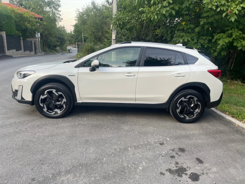 Subaru XV Hybrid LED, снимка 2 - Автомобили и джипове - 52510644