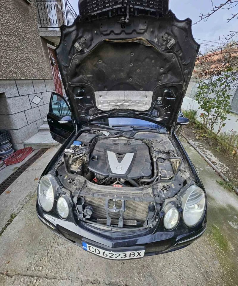 Mercedes-Benz E 320 W211, снимка 10 - Автомобили и джипове - 52697367