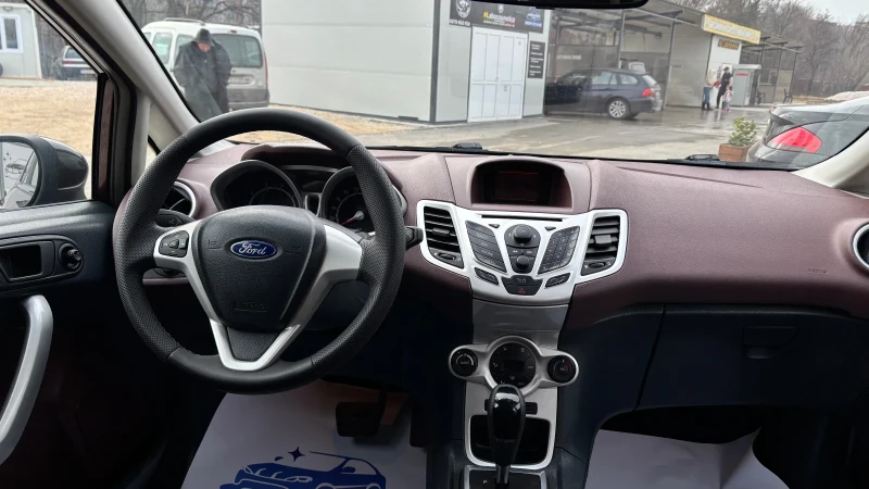 Ford Fiesta Нов внос Италия Автомат, снимка 7 - Автомобили и джипове - 53123437