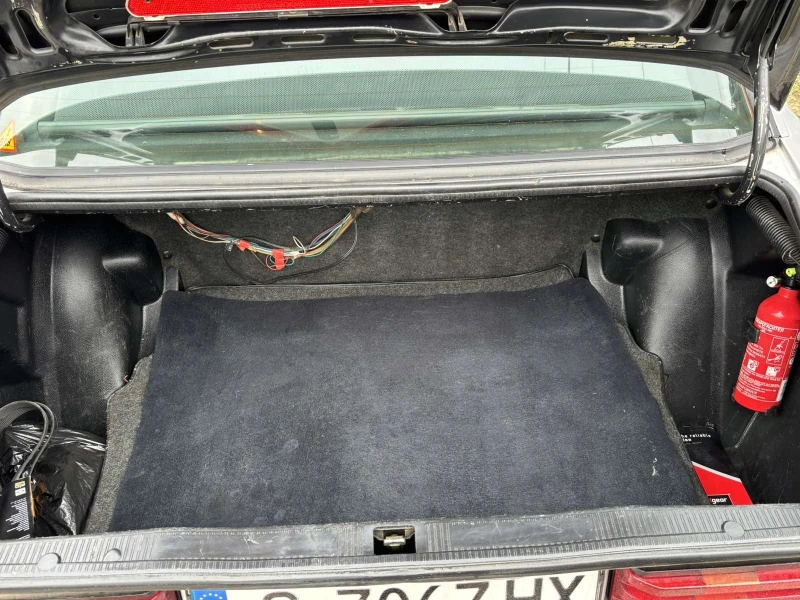 Mercedes-Benz 190 1.8 газ бензин като нова , снимка 11 - Автомобили и джипове - 53431569