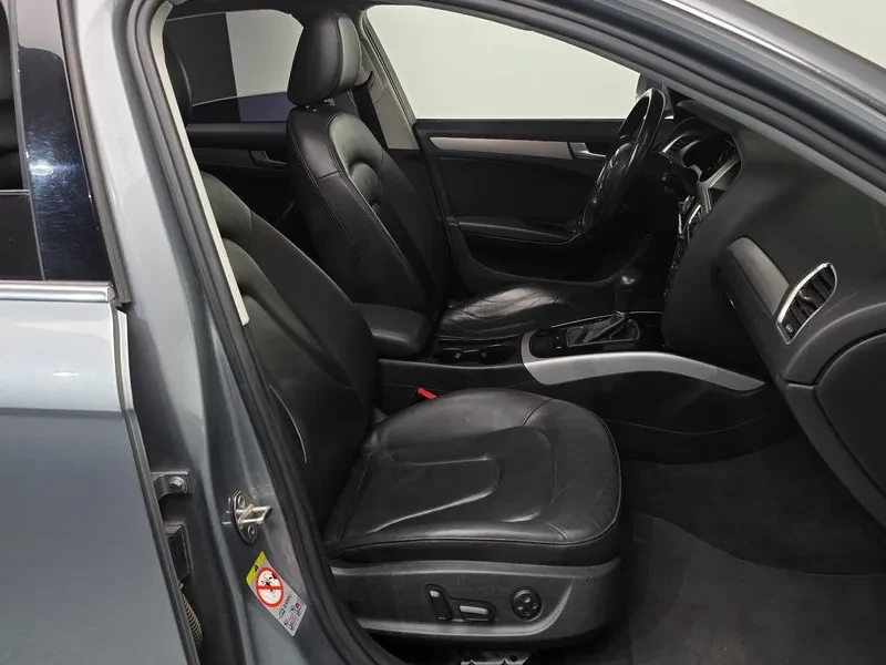Audi A4 2.0 TFSI Quattro, снимка 11 - Автомобили и джипове - 54872840