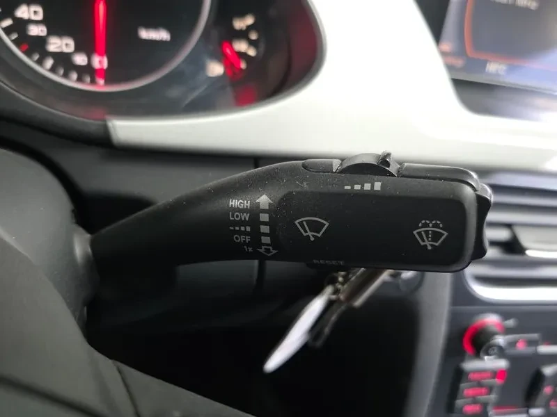 Audi A4 2.0 TFSI Quattro, снимка 17 - Автомобили и джипове - 54872840