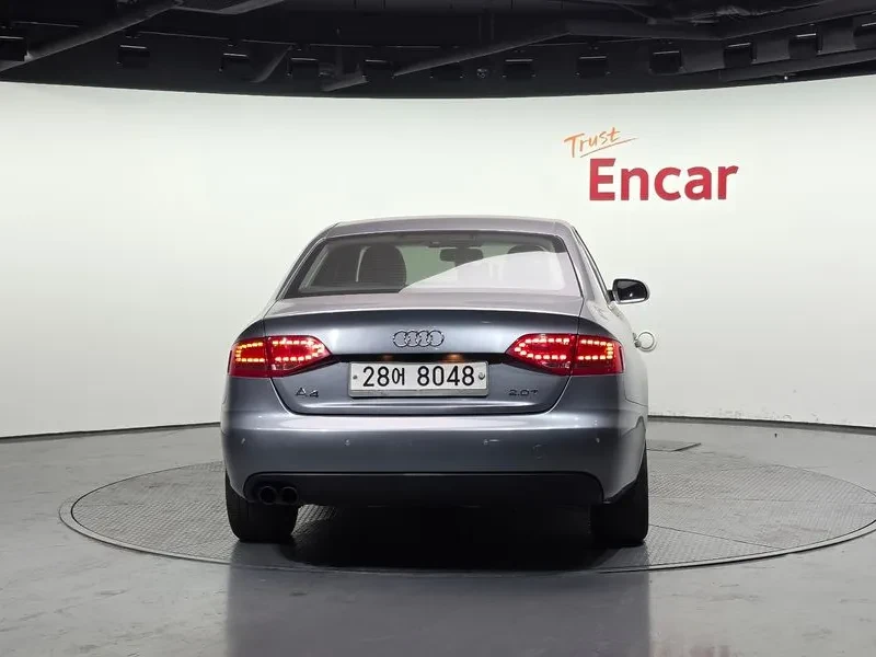 Audi A4 2.0 TFSI Quattro, снимка 4 - Автомобили и джипове - 54872840