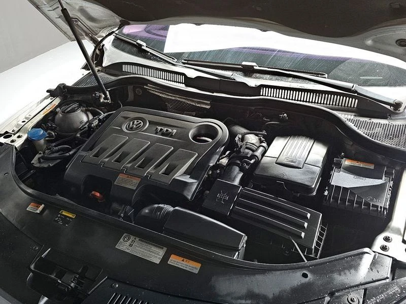 VW CC 2.0 Automatic, снимка 6 - Автомобили и джипове - 55723889