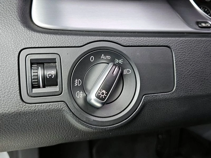 VW CC 2.0 Automatic, снимка 14 - Автомобили и джипове - 55723889