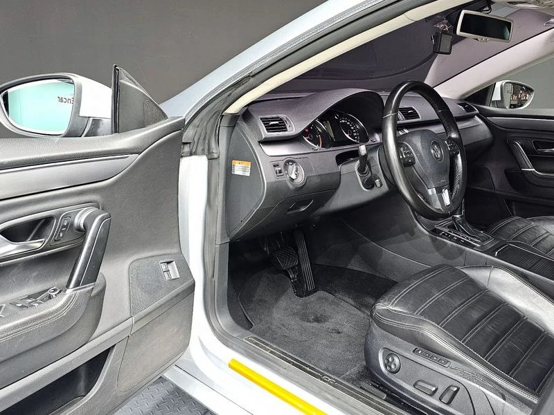 VW CC 2.0 Automatic, снимка 11 - Автомобили и джипове - 55723889