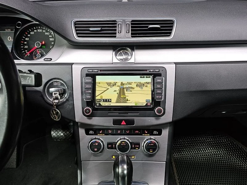 VW CC 2.0 Automatic, снимка 15 - Автомобили и джипове - 55723889