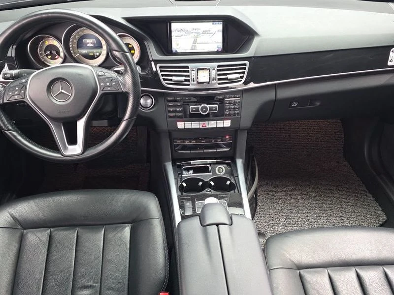Mercedes-Benz E 220 E220 Bluetec Avantgarde| 170к.с., снимка 7 - Автомобили и джипове - 56130568