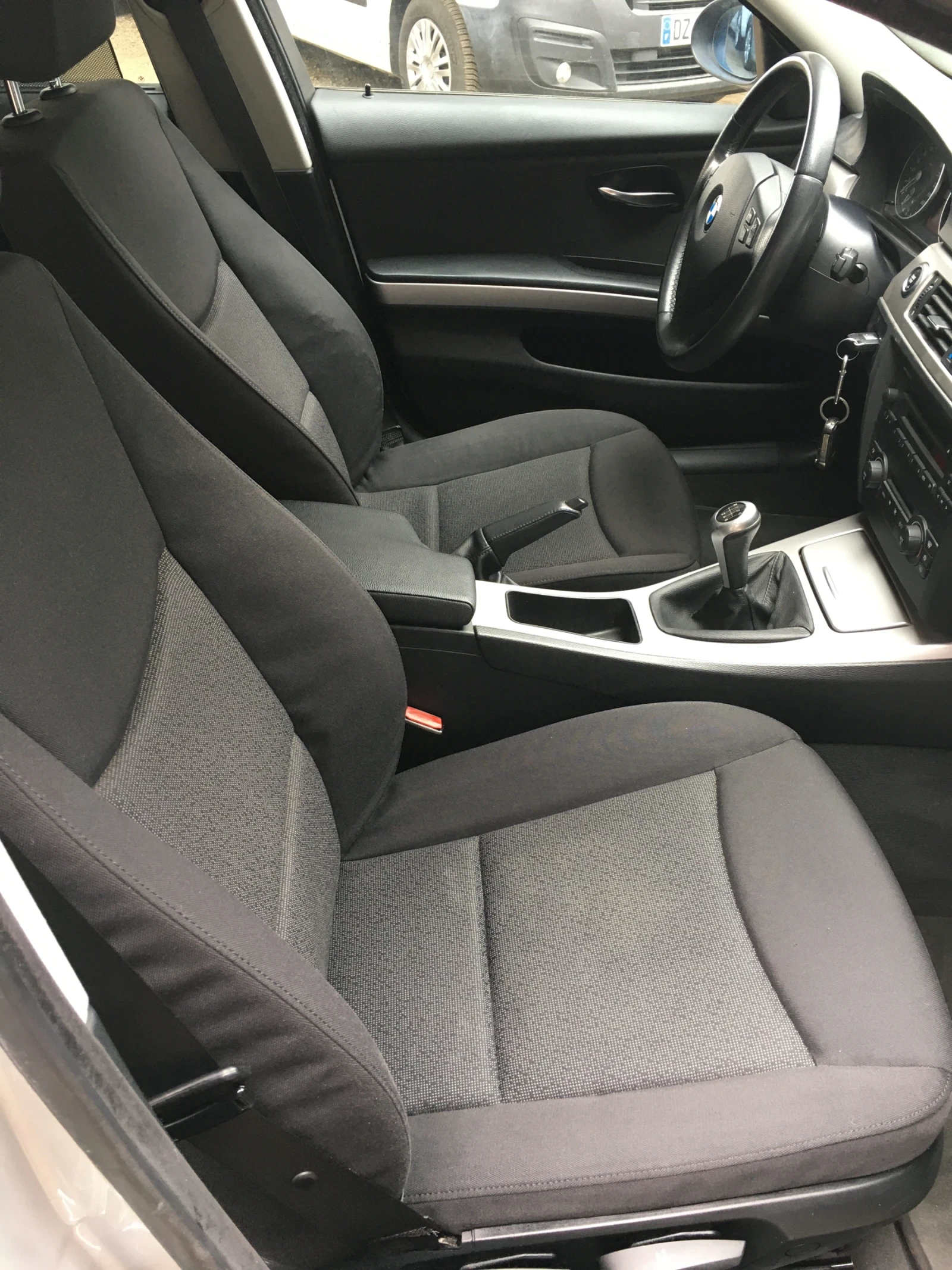 BMW 318 318i 129k.c. 126хил.км. - изображение 9