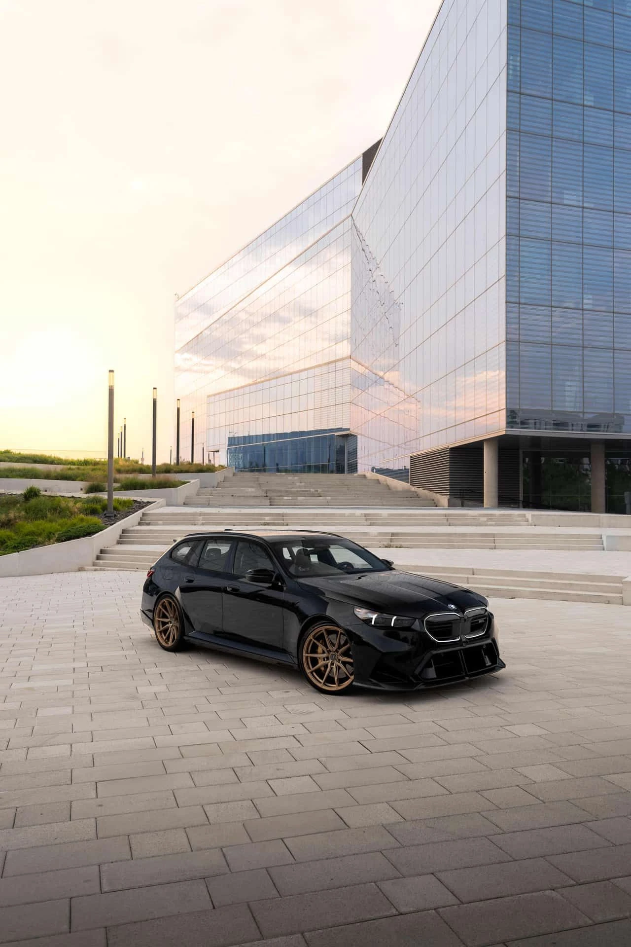 BMW M5 * Touring * CARFAX * �������� * KEYLESS | Mobile.bg � ����������� 1