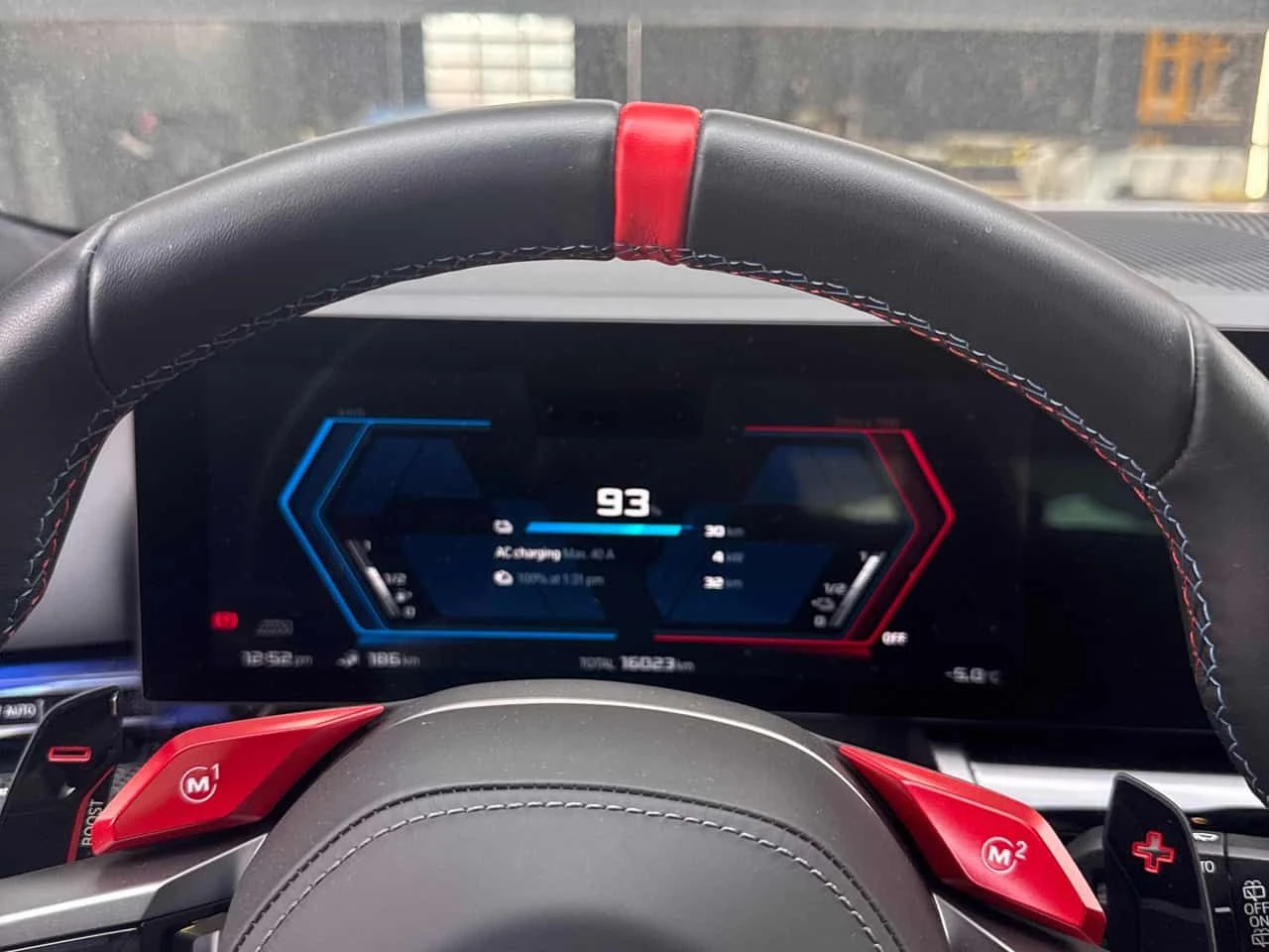 BMW M5 * Touring * CARFAX * �������� * KEYLESS | Mobile.bg � ����������� 8