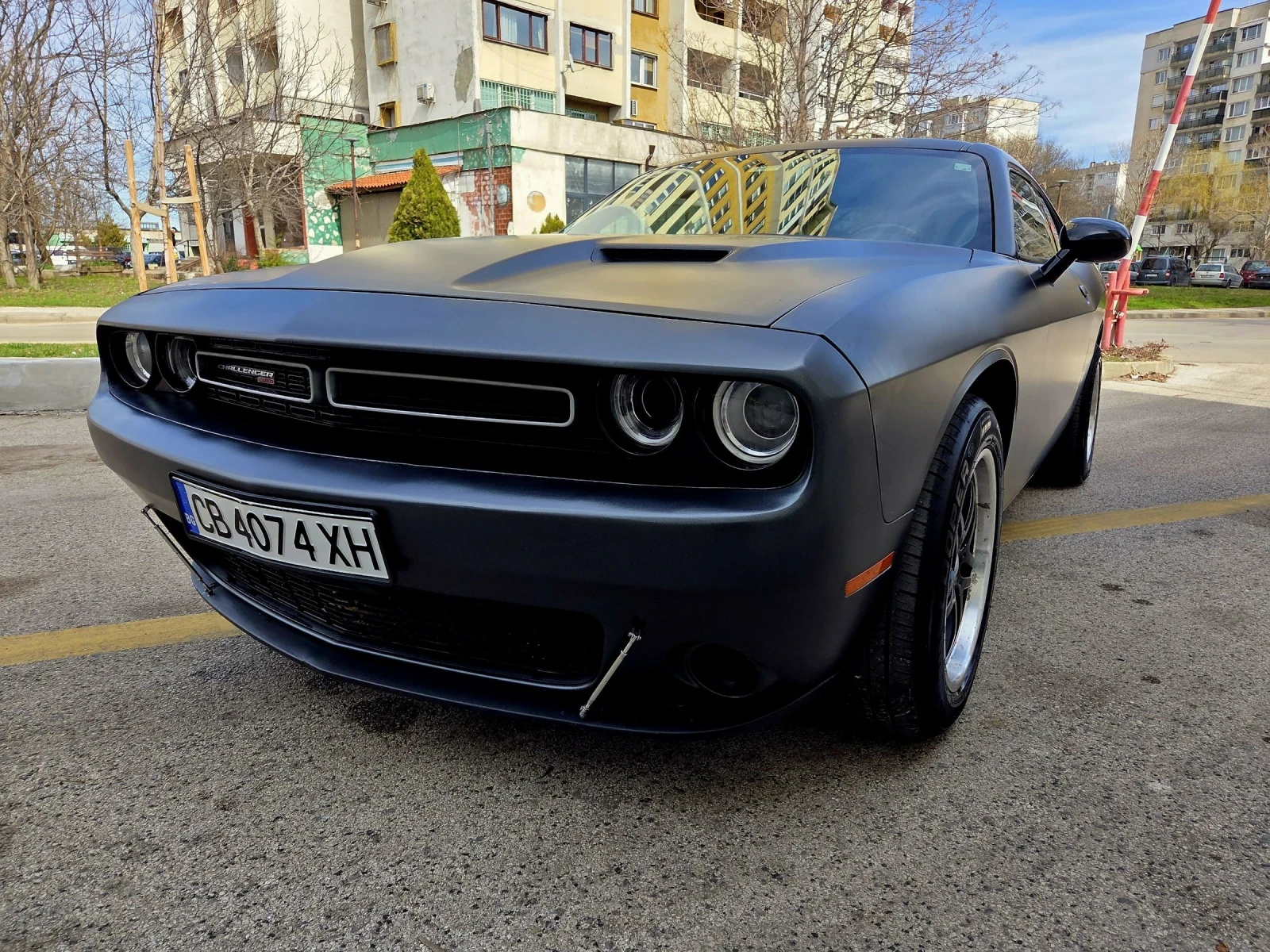 Dodge Challenger 3.6 V6 SXT ГОТОВ ЗА СЕЗОНА!!!, снимка 4 - Автомобили и джипове - 53803353