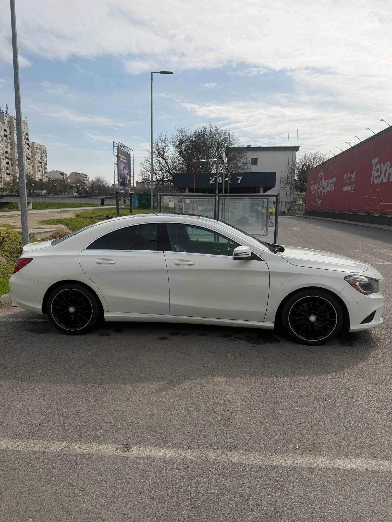Mercedes-Benz CLA 250, снимка 5 - Автомобили и джипове - 54165216
