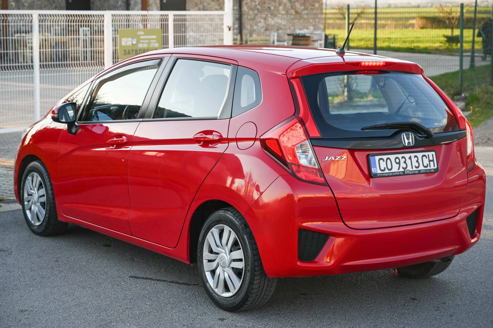 Honda Jazz 1.3i-Vtec, снимка 5 - Автомобили и джипове - 54183217