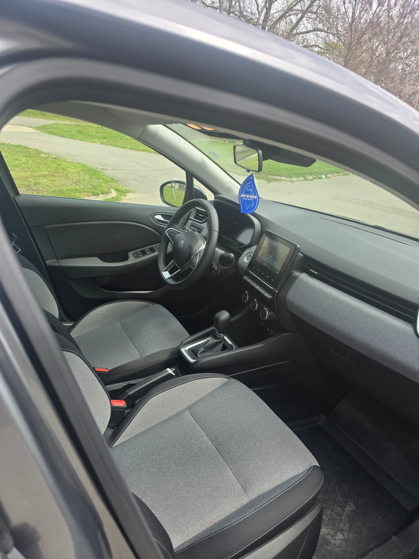 Renault Clio | Mobile.bg � ����������� 10