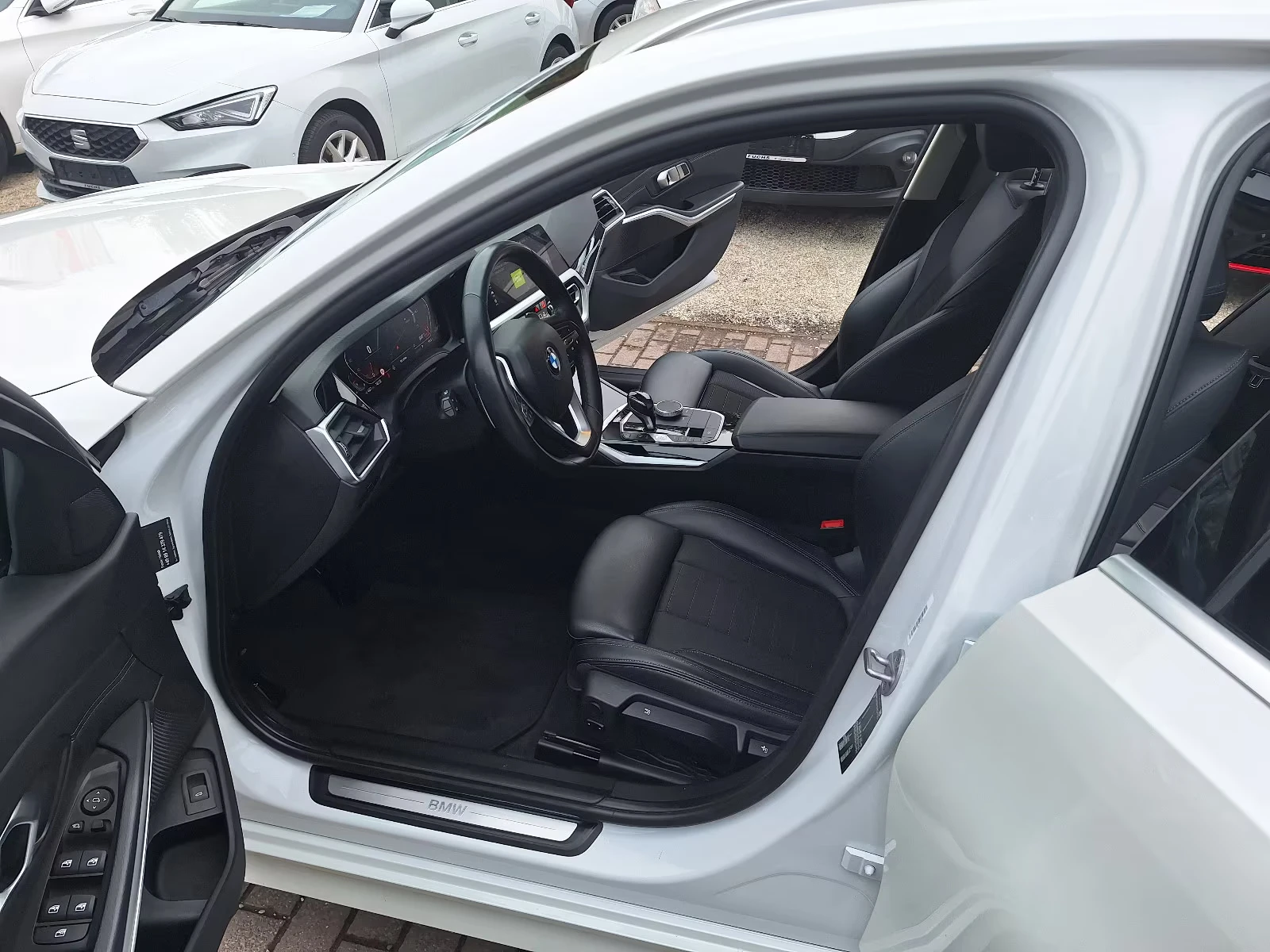 BMW 330 330i, снимка 8 - Автомобили и джипове - 54315385