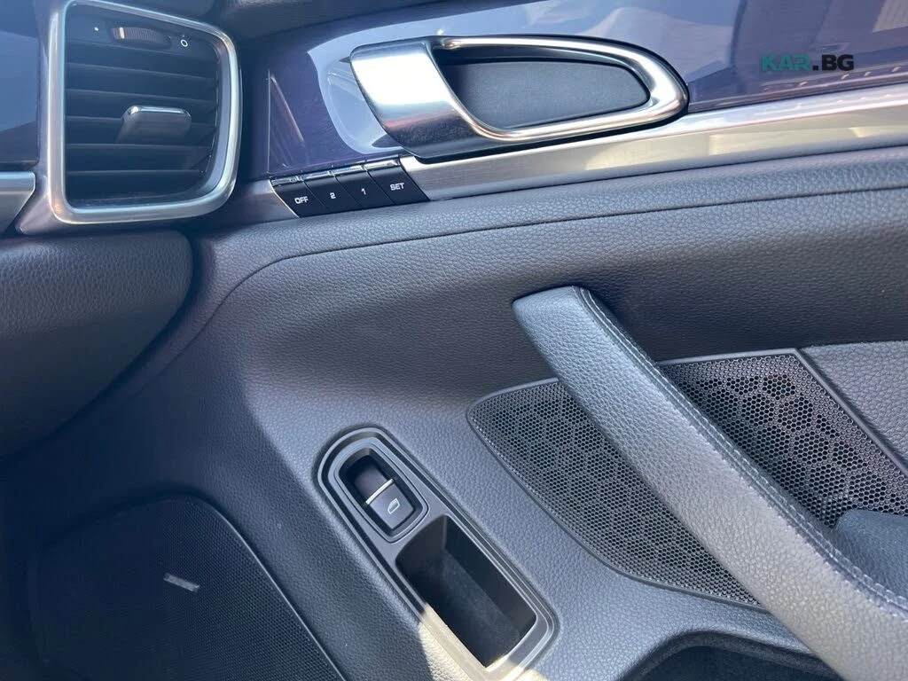 Porsche Panamera AWD* BOSE* PDK TRANSMISION* АвтоКредит(ЦЕНА ДО БГ), снимка 15 - Автомобили и джипове - 54790033