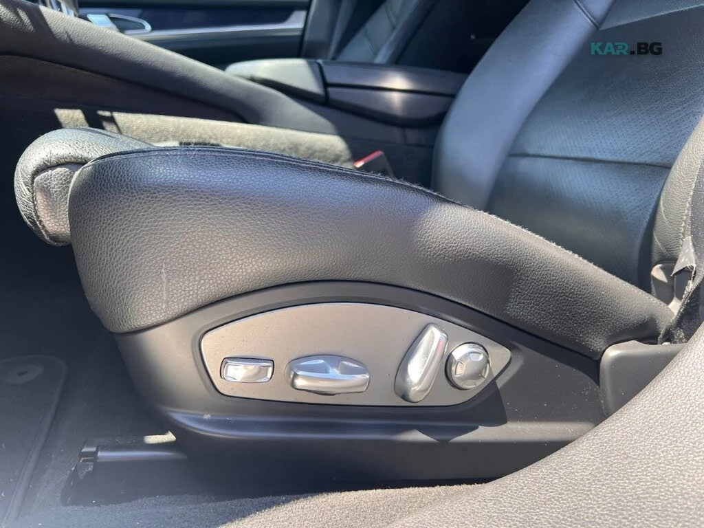 Porsche Panamera AWD* BOSE* PDK TRANSMISION* АвтоКредит(ЦЕНА ДО БГ), снимка 10 - Автомобили и джипове - 54790033