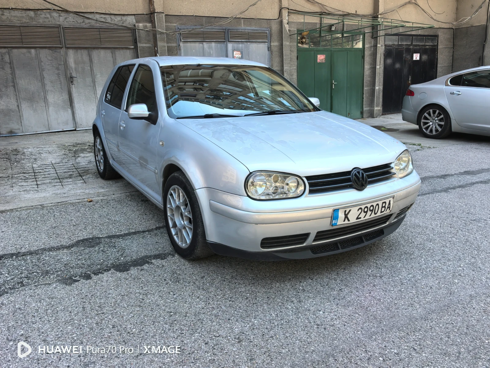 VW Golf