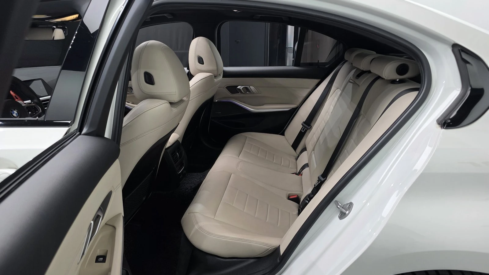BMW 340 ���* HARMAN KARDON* HUD* 360* ������ ���� | Mobile.bg � ����������� 12
