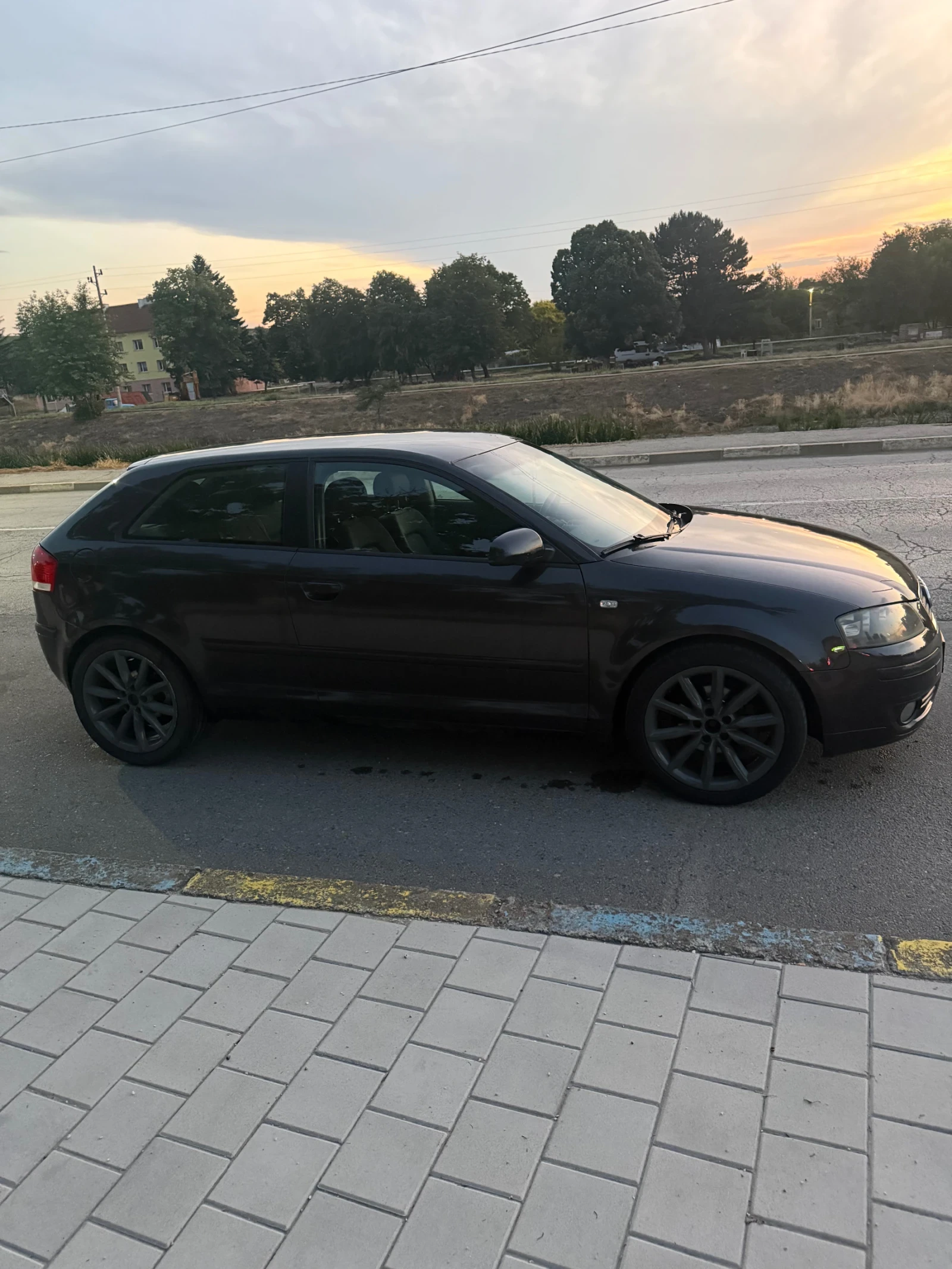 Audi A3 Audi A3 8p 2.0tdi , снимка 4 - Автомобили и джипове - 55418036