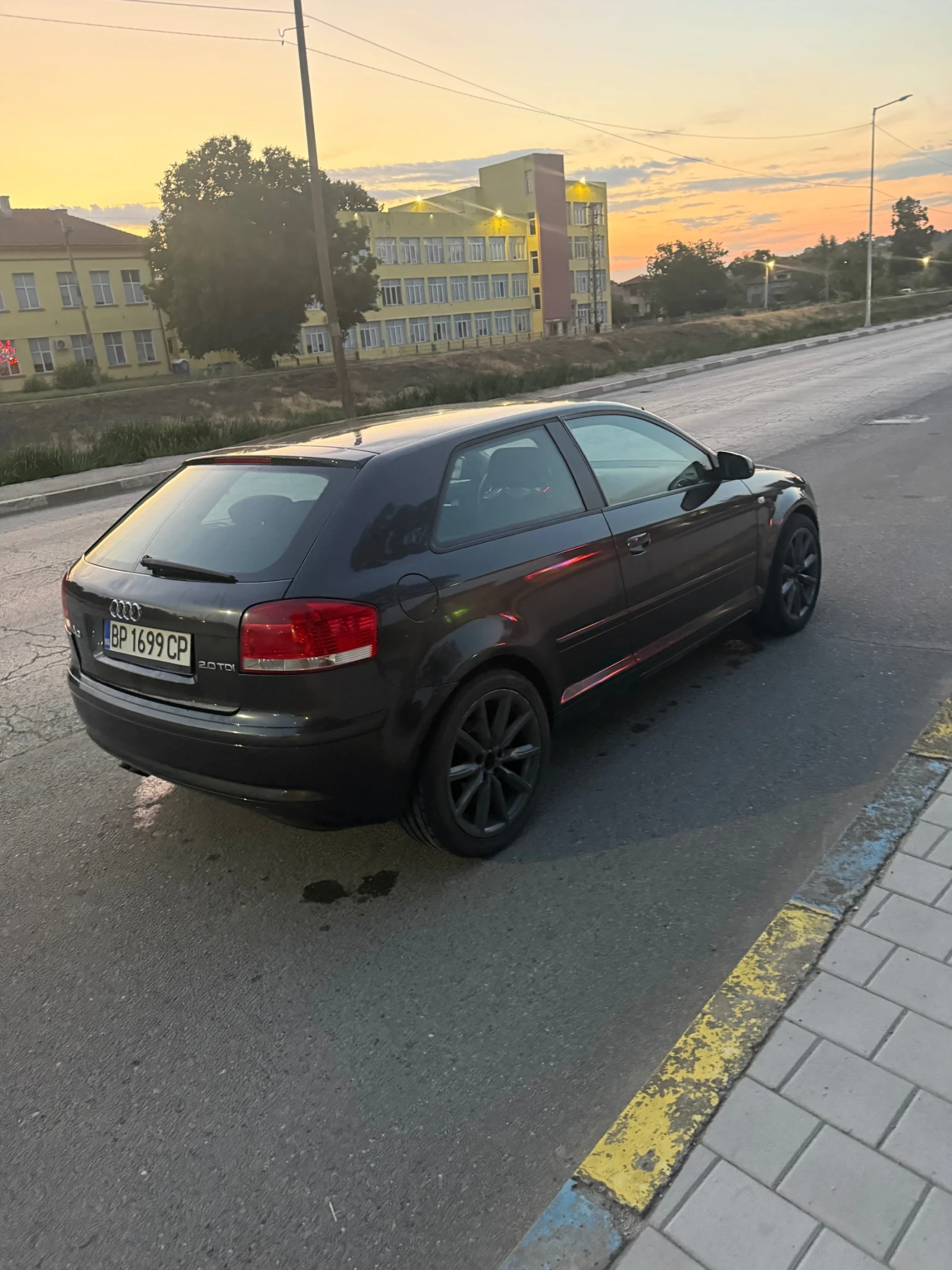 Audi A3 Audi A3 8p 2.0tdi , снимка 5 - Автомобили и джипове - 55418036