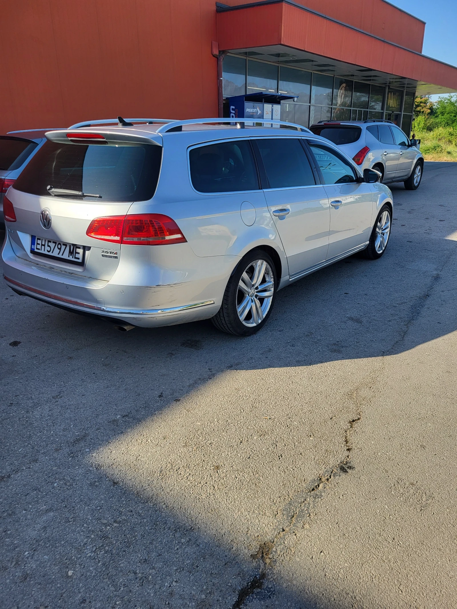 VW Passat, снимка 5 - Автомобили и джипове - 55443508