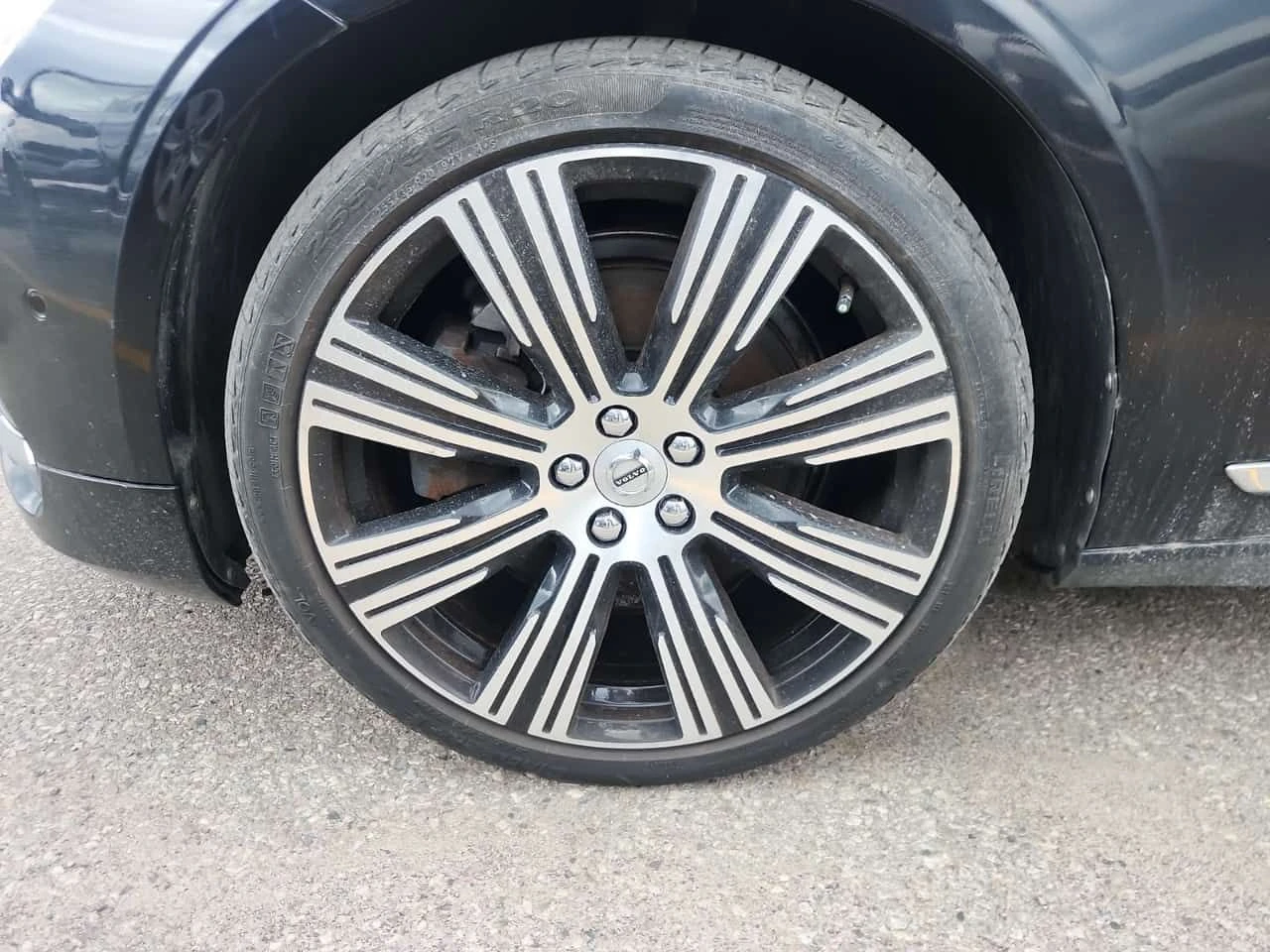 Volvo S90  Inscription / HUD / B&W / ОБДУХВАНЕ , снимка 7 - Автомобили и джипове - 55584255