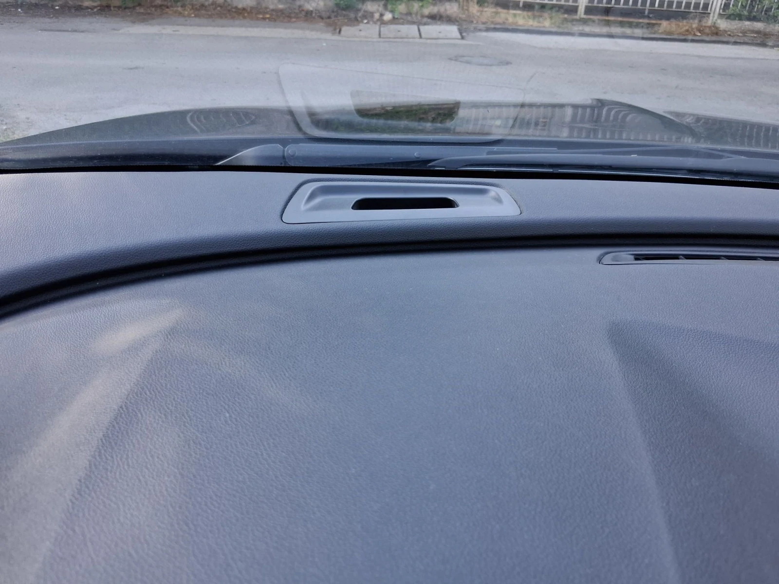 Opel Insignia 2.0ТДЦИ 170оня Всички екстри, снимка 8 - Автомобили и джипове - 55851465