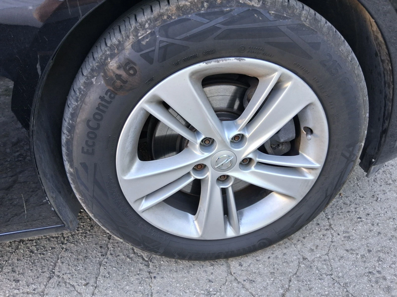 Opel Insignia 2.0ТДЦИ 170оня Всички екстри, снимка 14 - Автомобили и джипове - 55851465