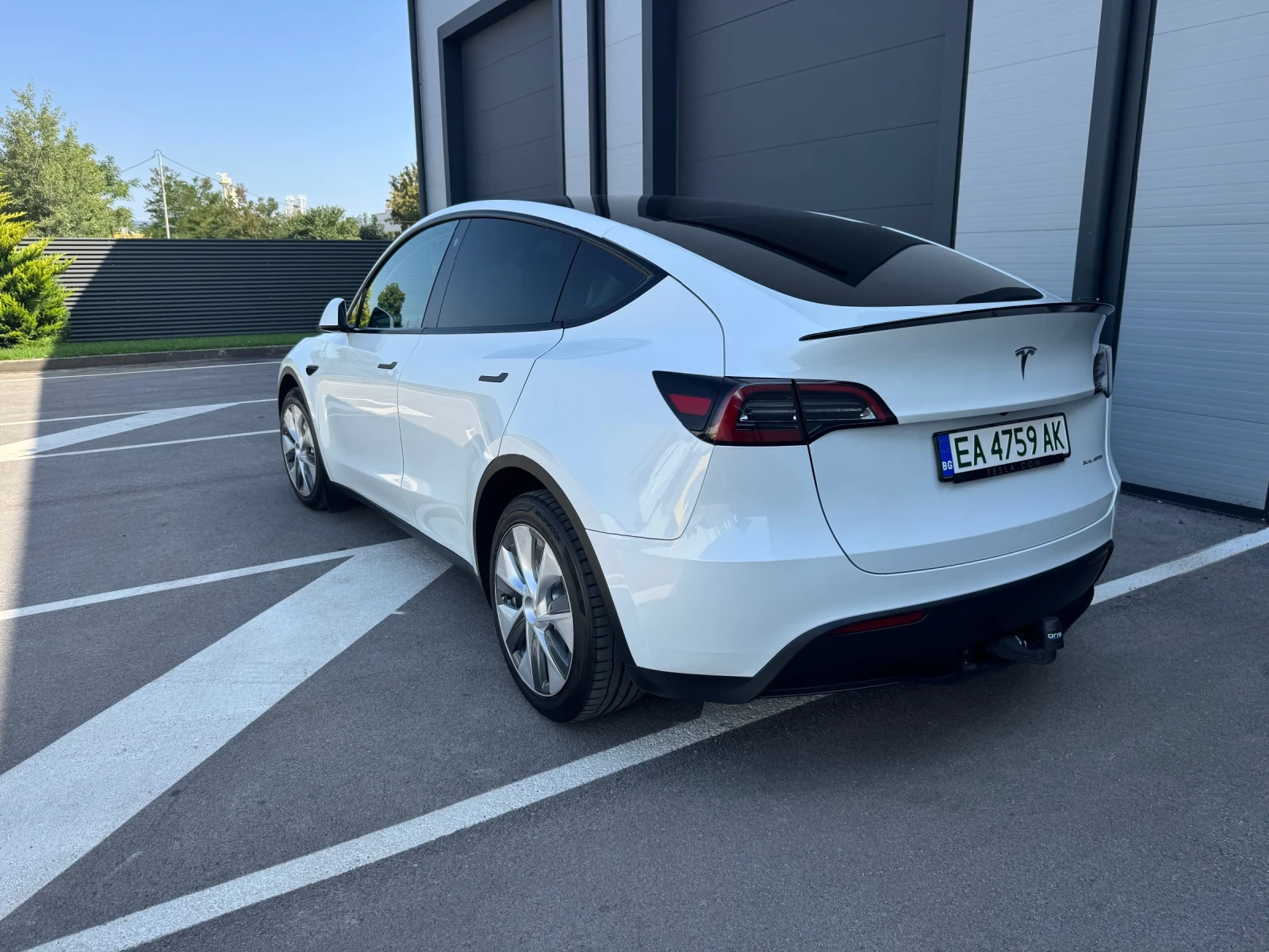 Tesla Model Y Гаранция-Европейска-Лонг Рейндж-4х4-Карбон, снимка 4 - Автомобили и джипове - 55892332
