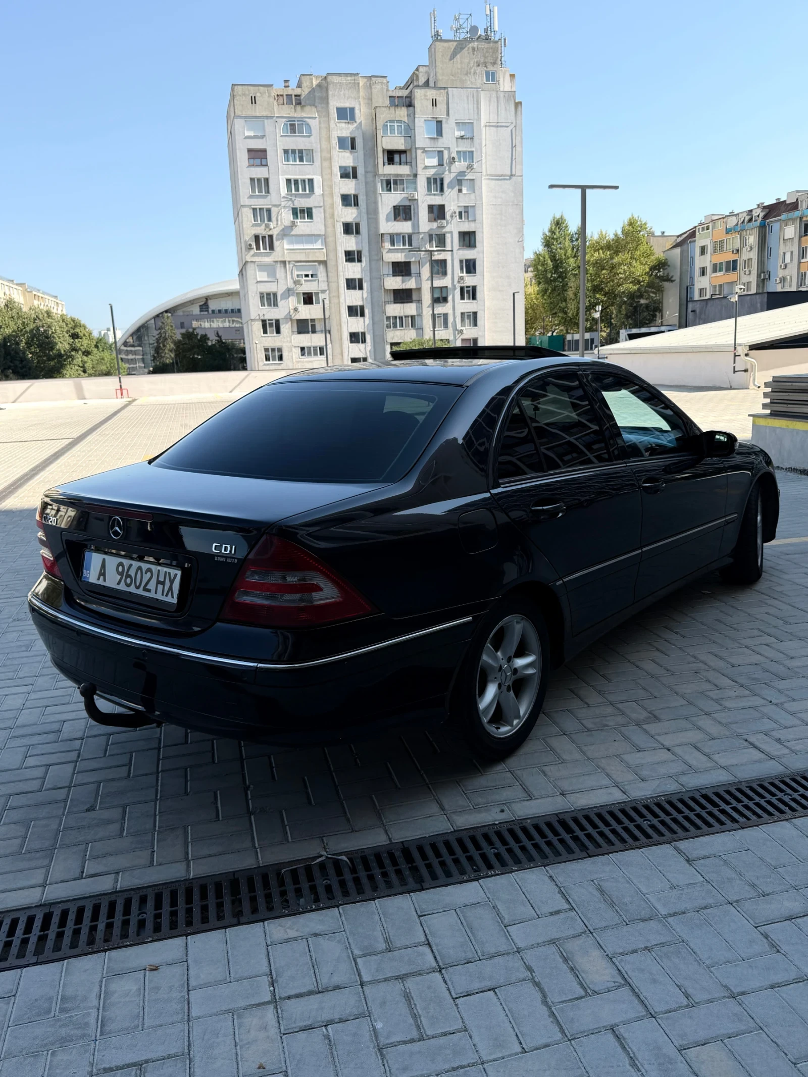 Mercedes-Benz C 220, снимка 3 - Автомобили и джипове - 55929340