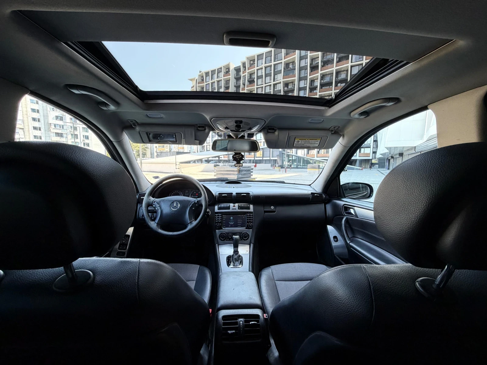 Mercedes-Benz C 220, снимка 6 - Автомобили и джипове - 55929340