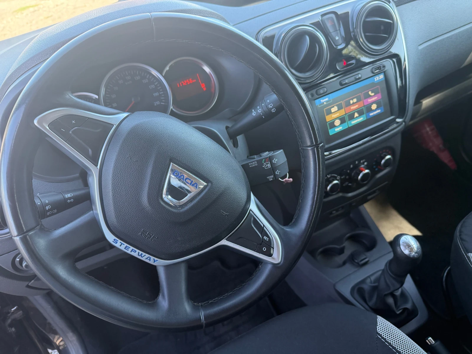 Dacia Dokker 1.6 i STEPWAY 102 ks, снимка 12 - Автомобили и джипове - 56018927