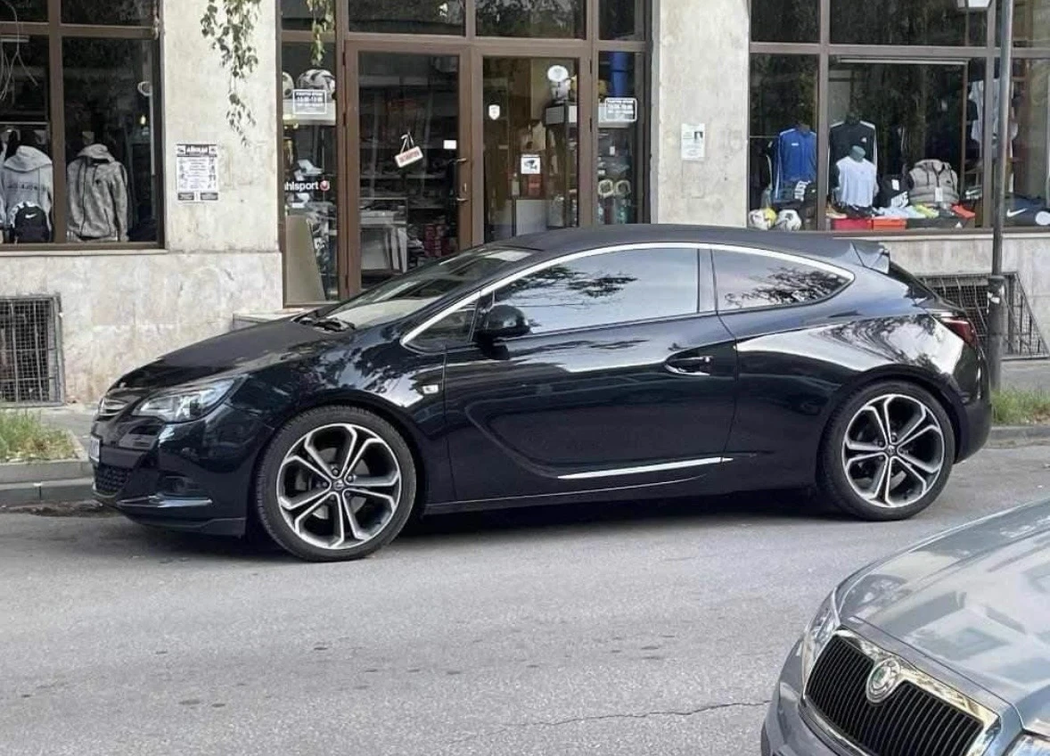 Opel Astra GTC, снимка 2 - Автомобили и джипове - 56355487